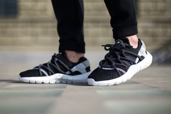 Nike Huarache NM Black White Pink Blue