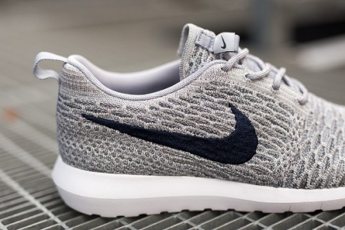 nike roshe flyknit grey