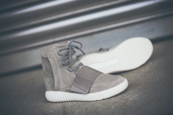 adidas yeezy marron