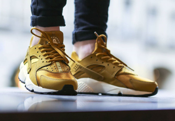 Nike Air Huarache 'Bronzine' (dorée 