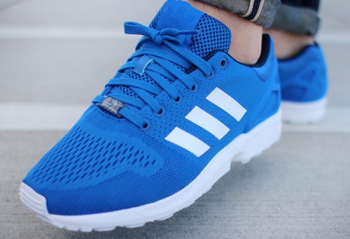 zx flux bleu blanc