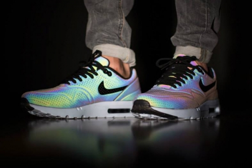 nike air max 90 ultra moire holographic