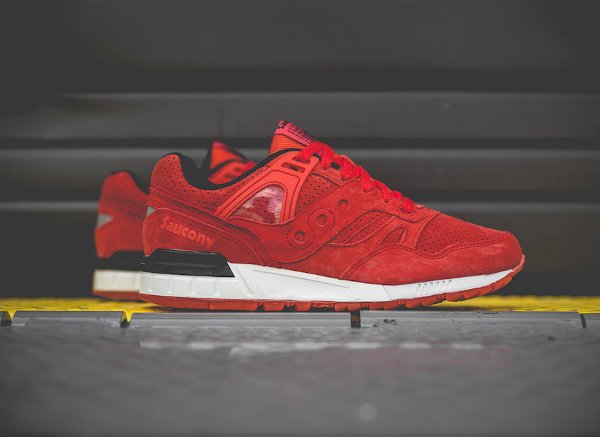 saucony rouge