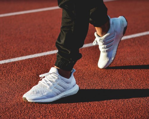 ultra boost white homme