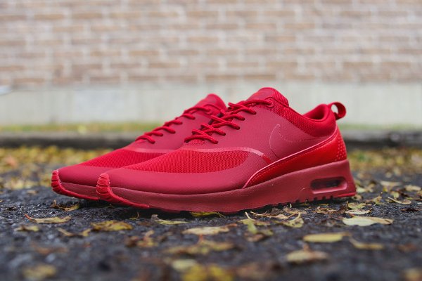 ruby red air max thea