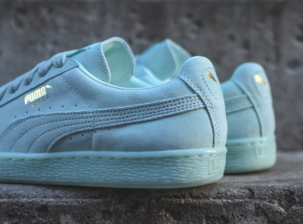 turquoise suede pumas
