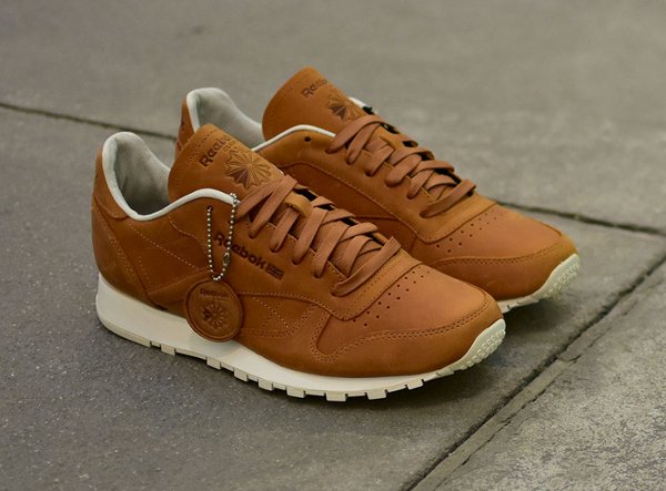 classic leather lux reebok