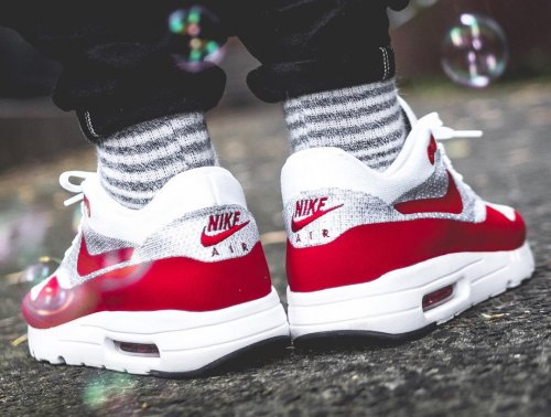 air max 1 ultra flyknit red