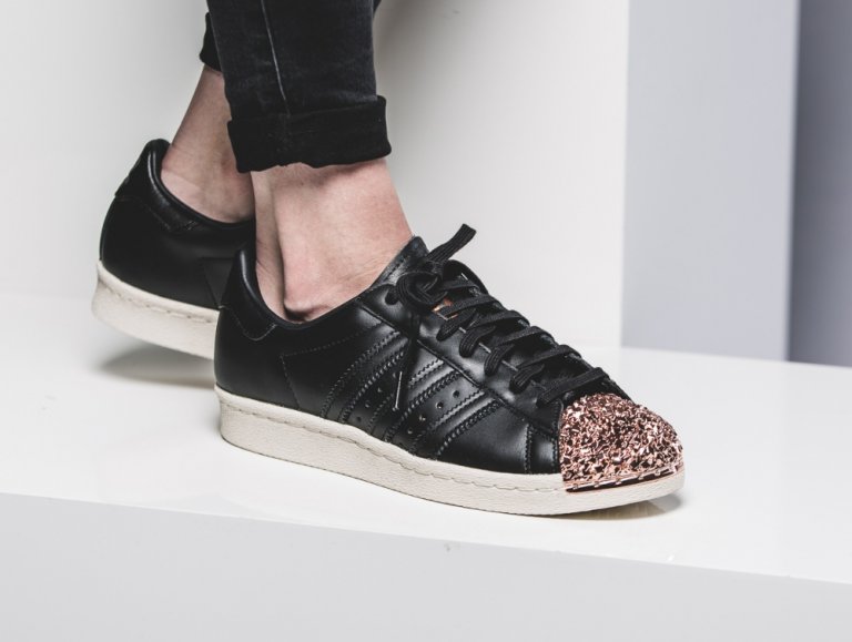 soldes superstar 80s metal toe  homme