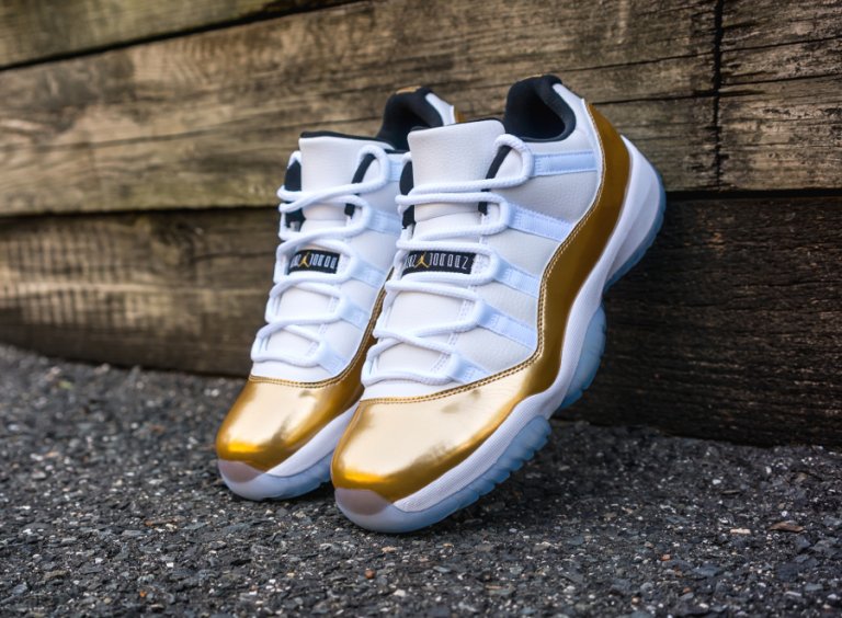 Jordan 11 doré best sale