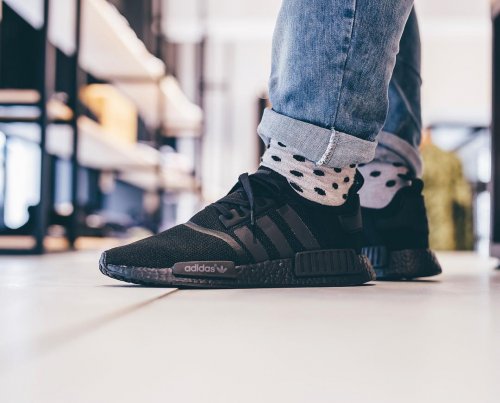 Adidas NMD R1 Runner Boost Noire 'Triple Black'