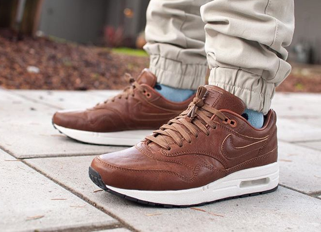 air max 1 will leather goods