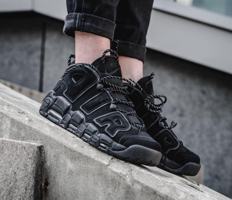 nike air uptempo suede