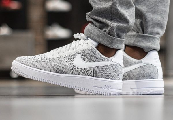 nike air force flyknit gris