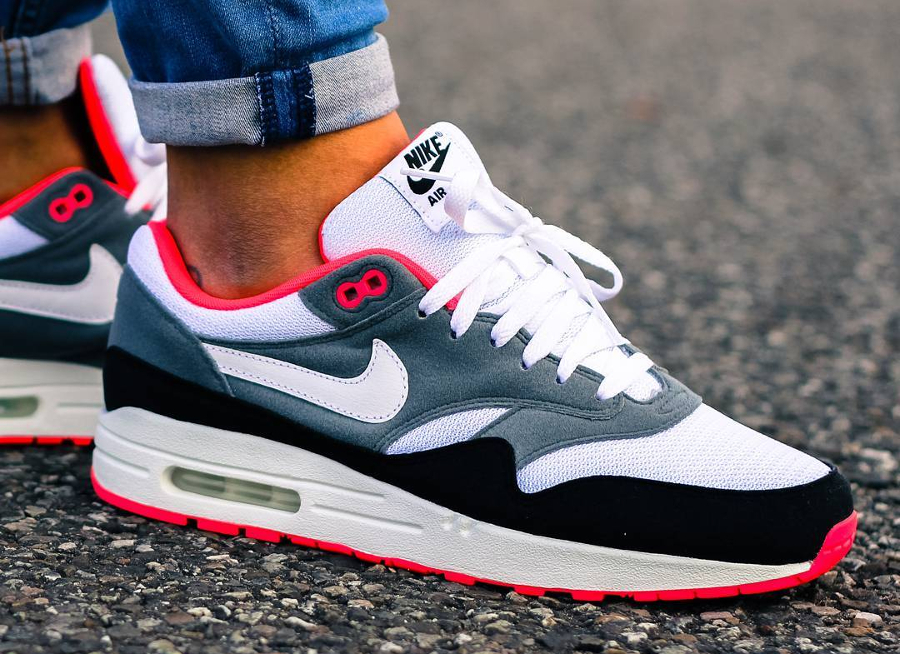 air max one sneakers