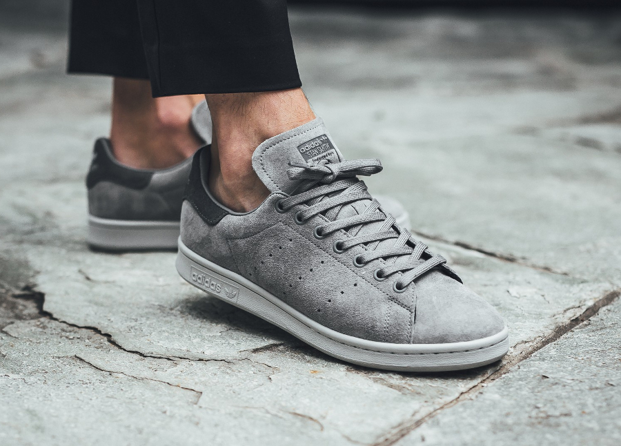 stan smith charcoal suede