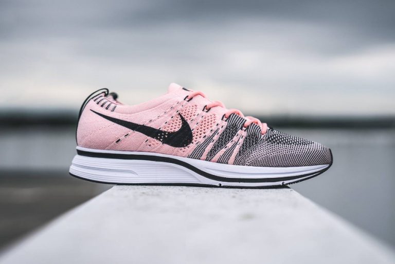 basket-nike-flyknit-trainer+-rose-et-noire-AH8396-600 (2-1)