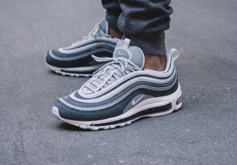 chaussure-nike-air-max-97-wolf-grey-og-premium-daim-gris (1)