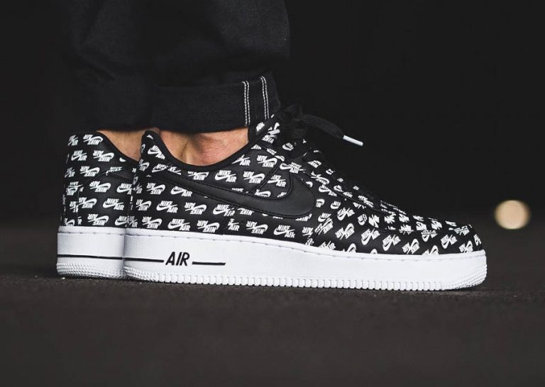 Chaussure Nike Air Force 1 '07 Low Logo Allover Air Emblazoned Black