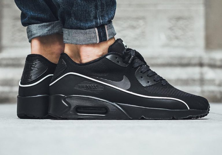 Nike Air Max 90 Ultra 2.0 Essential Black Mint Foam