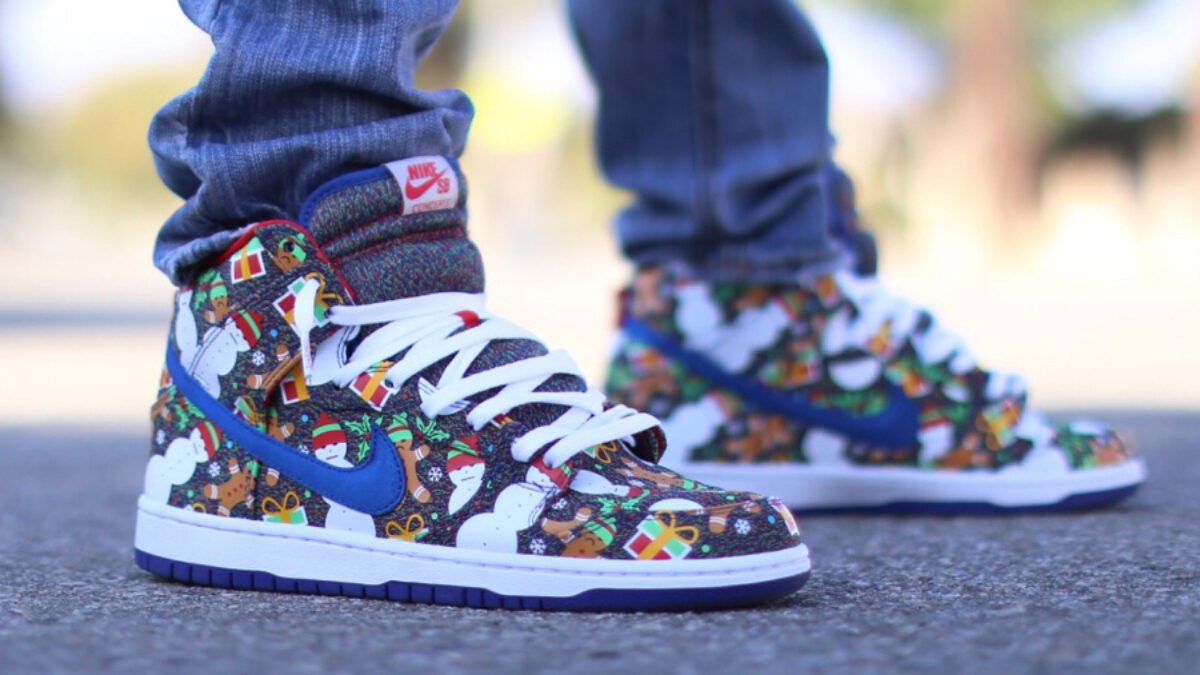 Nike dunk ugly sweater best sale