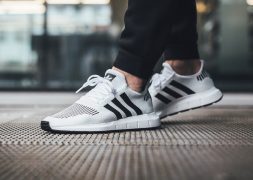 adidas swift run grise