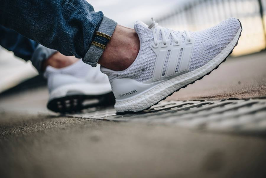 ultra boost white homme