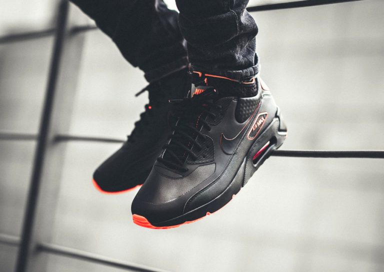 Nike Air Max 90 Ultra Mid Winter SE 'Black Crimson'