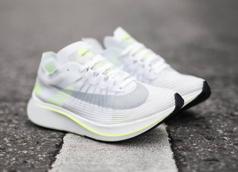 Chaussure Nike Zoom Fly SP Volt Glow (blanche fluo)