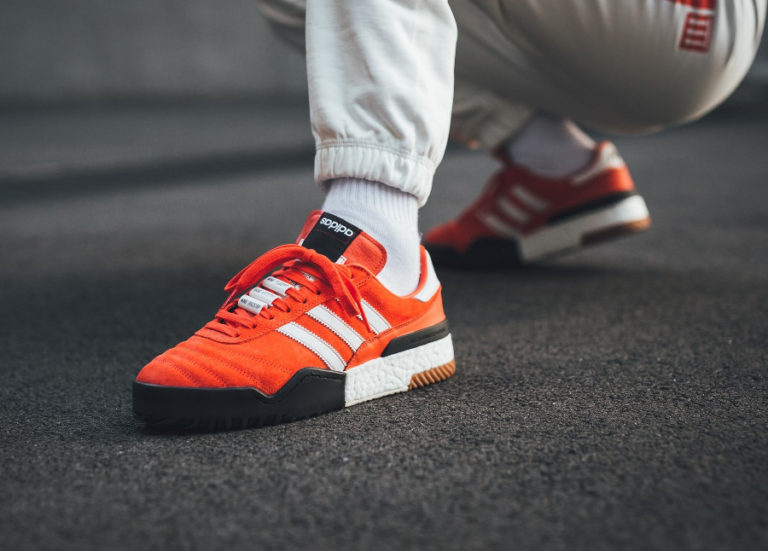 Chaussure Adidas AW BBall Soccer Bold Orange White on feet