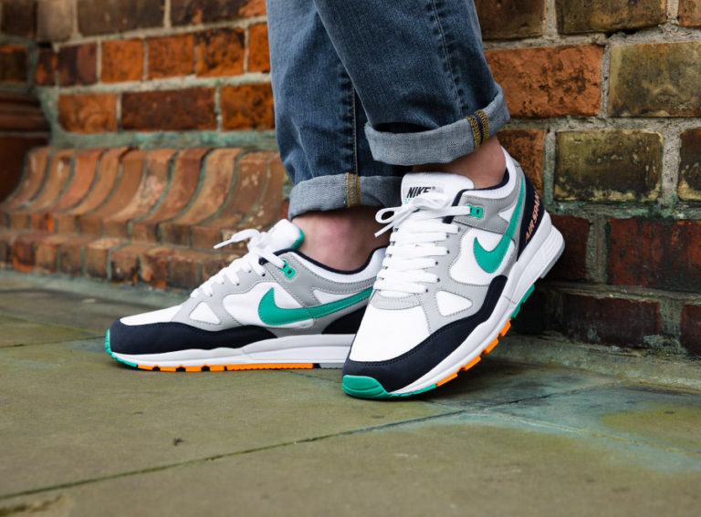 Chaussure Nike Air Span II 2 Kinetic Green on feet