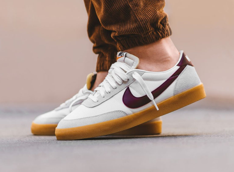 Chaussure Nike Killshot Sail Team Red on feet