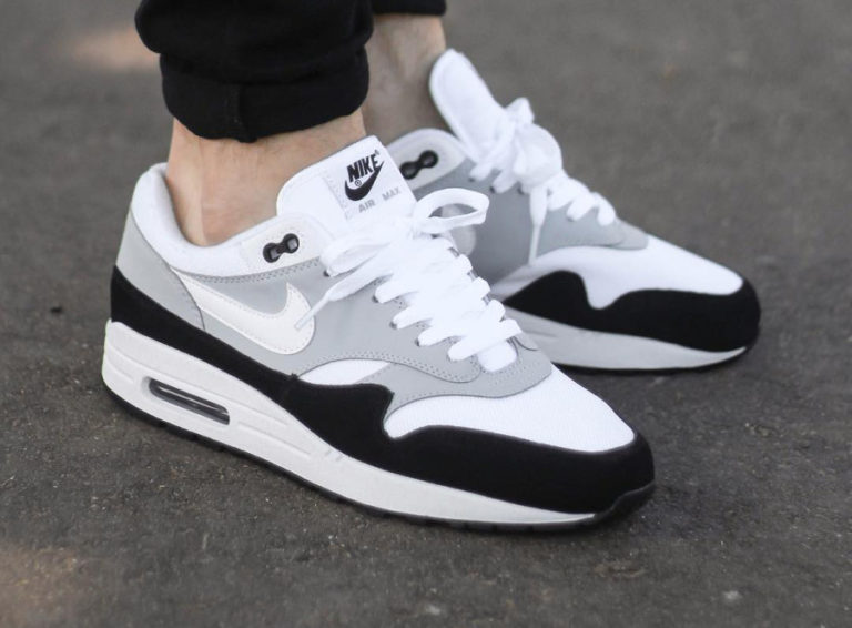 Nike Air Max 1 Wolf Grey 2018 on feet