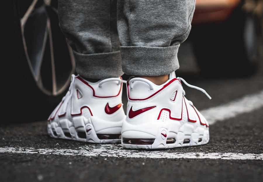 nike air more uptempo blanche