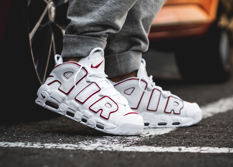 nike uptempo 96 homme blanche