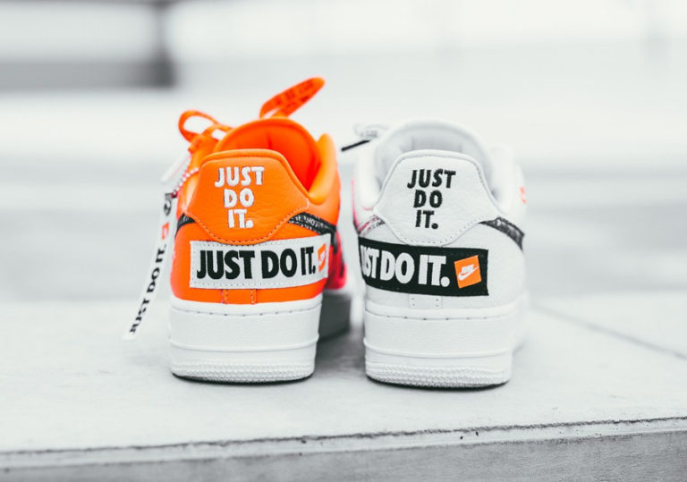 Chaussure Nike Air Force 1 '07 Premium Just Do It White & Total Orange