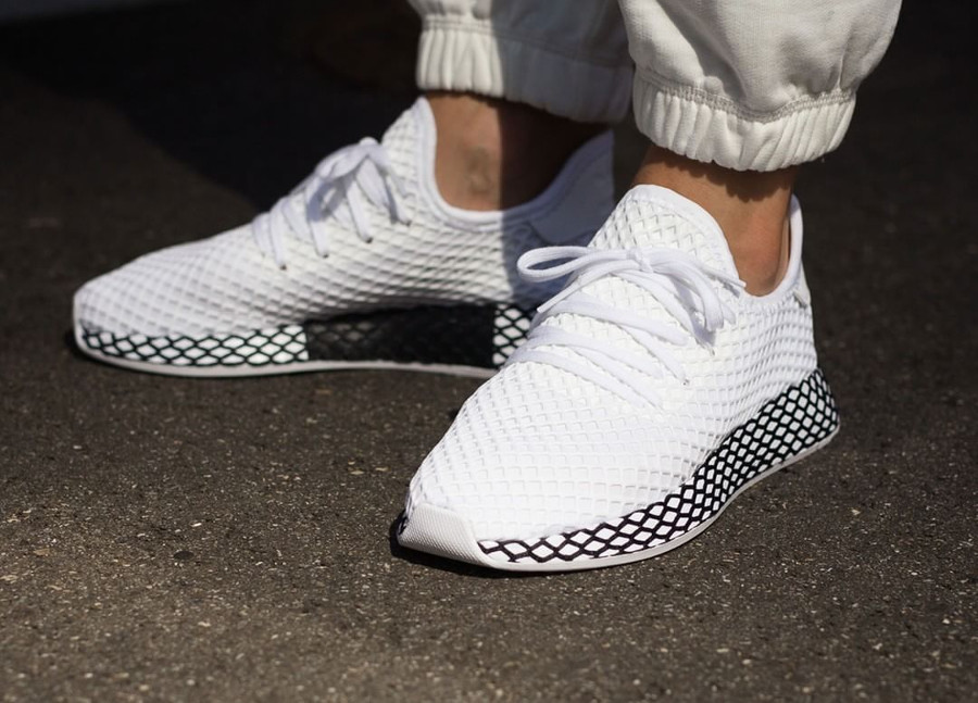 adidas deerupt white on feet