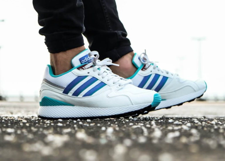 adidas-originals-ultra-tech-blanche-turquoise-violet-B37916 (7)