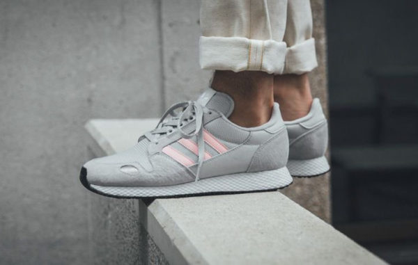 Que vaut la Adidas ZX 452 SPZL Spezial 'Clear Grey Haze Coral'