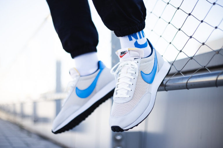 Nike Tailwind OG gris vaste bleu photo clair on feet BQ5878-001 (3)