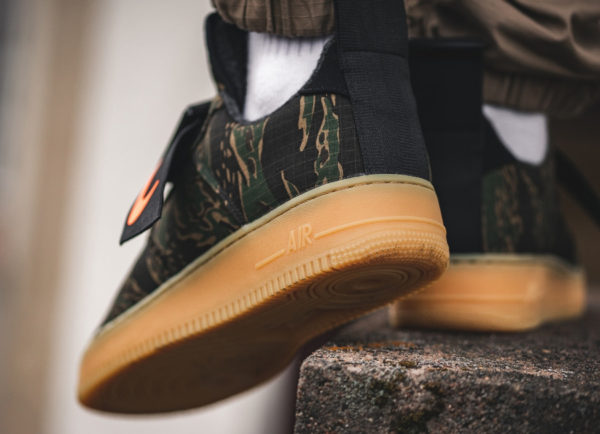 nike air force 1 carhartt camo