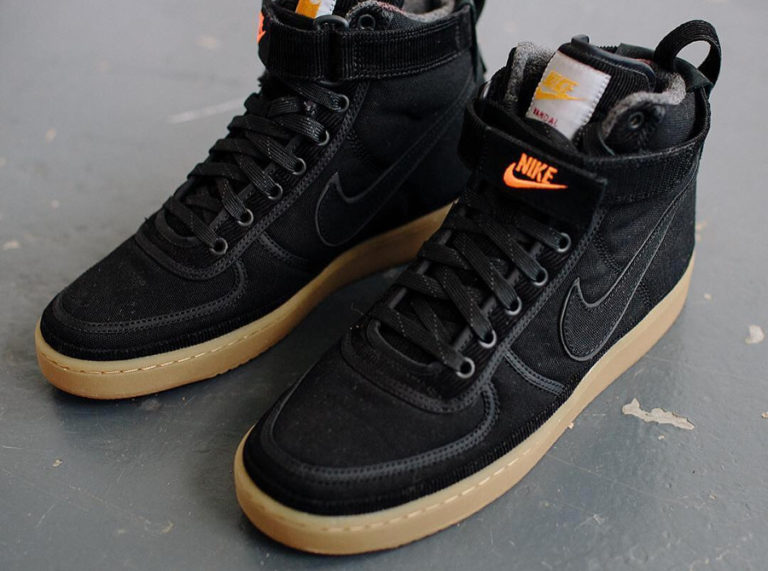 Nike Vandal High Supreme PRM Carhartt WIP noire Black Gum (couv)