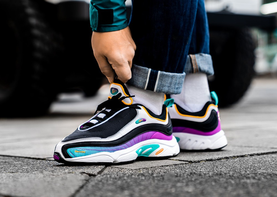 Reebok Classics Daytona DMX MU homme noire avec dégradé multicolore