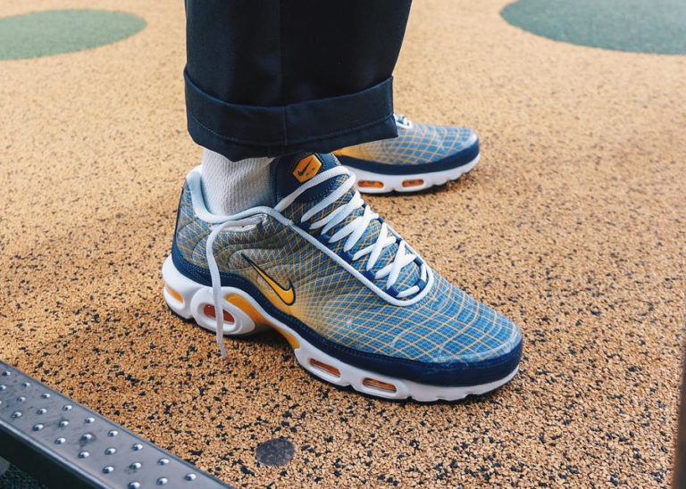 Nike Air Max Plus OG Grid 'Quads' Steel Spun Yellow (3)