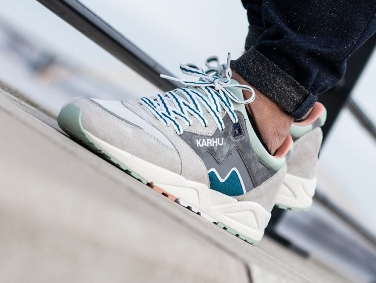 Karhu Aria 'Monthless Pack' Wild Dove Lunar Rock