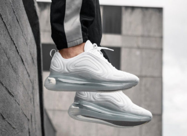 white air max 720