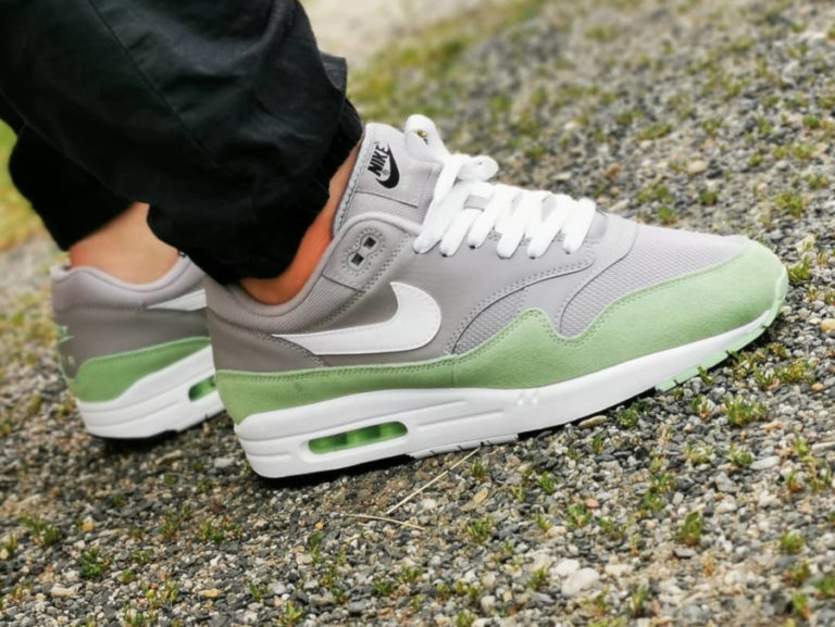 Nike Air Max 1 Grey Fresh Mint AH8145-015 (2)