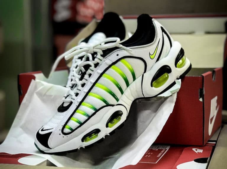 Nike Air Max Tailwind IV OG White Volt Rétro 2019 (1)