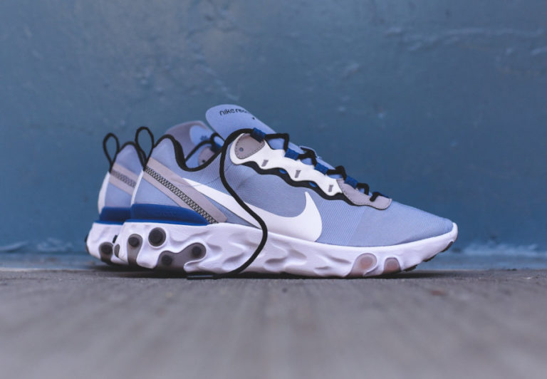 Nike React Element 55 bleu pastel et blanche (2)