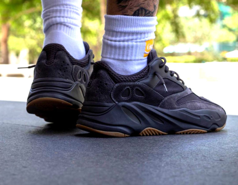 Adidas Yeezy Boost 700 V1 Utility Black Gum FV5304